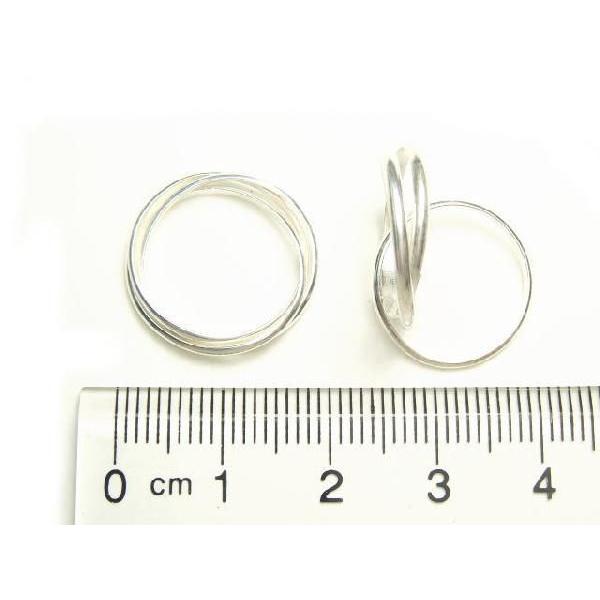 シルバーリング ピンキーリング 指輪 トリニティ 3連輪のフープが小指