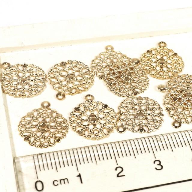 細かい装飾が型抜きされたキレイなプレート ゴールド シルバー 10個1