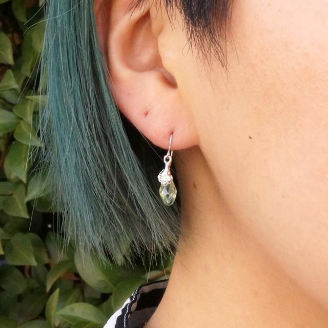 フックピアス ガラスストーン ドロップ 薔薇 バラ レディースピアス