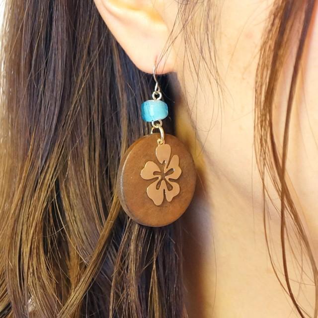 レディースピアス ウッドパーツ ラウンド メタルパーツ 花 フラワー  
