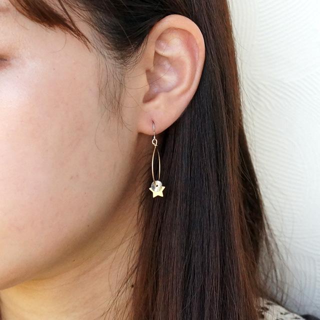 【1142】金の星ピアス／イヤリング 1142】金の星ピアス／イヤリング