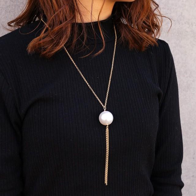 メール便配送不可 ネックレス ループタイ アクリルパール 22mm Y字