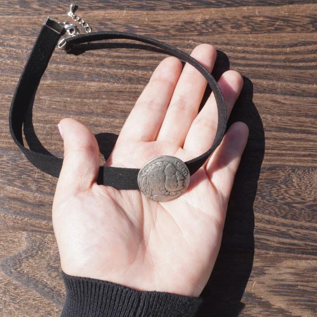 ビンテージライク　ネックレス　コンチョ　レザー　インディアンジュエリー ネックレス チョーカー インディアン ネイティブアメリカン 民族
