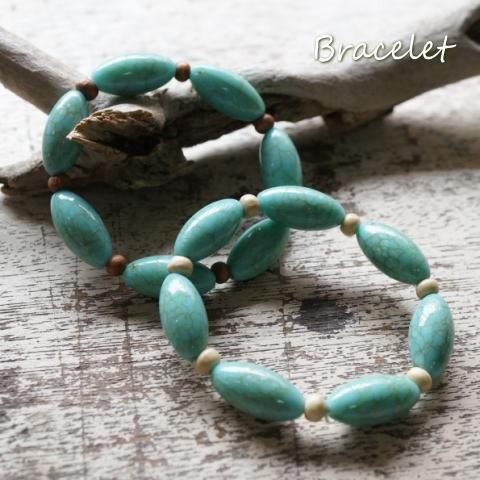 縦長ターコイズ風ビーズがオシャレのアクセントに ビーズゴム