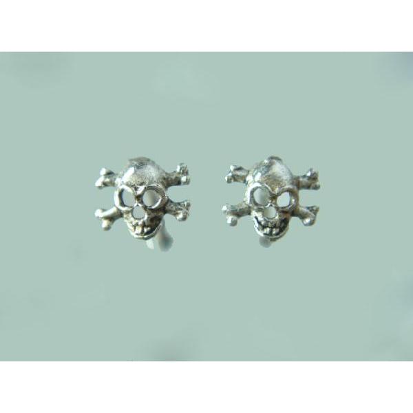 シルバーピアス 小さい 海賊のバッテン印 どくろ 髑髏 ドクロ