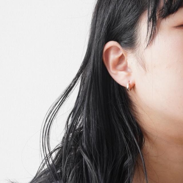 SILVER925 シルバーピアス　フープ新品、未使用 シルバー925 シンプルピアス プレーンピアス フープピアス 2サイズ