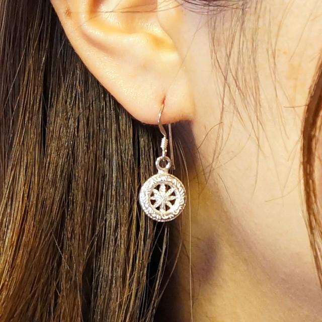 シルバーピアス ラウンド まる 円 車輪 シルバー925 silver925