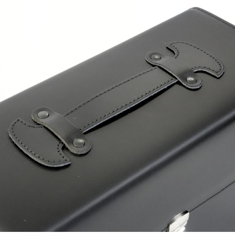 Garmisch 15L All Leather サドルバッグ La Poderosa Goods 国内在庫有り 即納 PODEROSA |  | 08