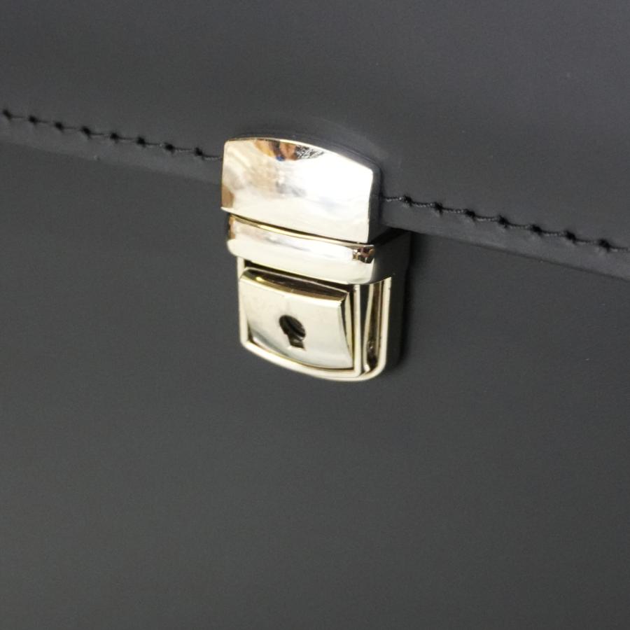 Garmisch 15L All Leather サドルバッグ La Poderosa Goods 国内在庫有り 即納 PODEROSA |  | 06