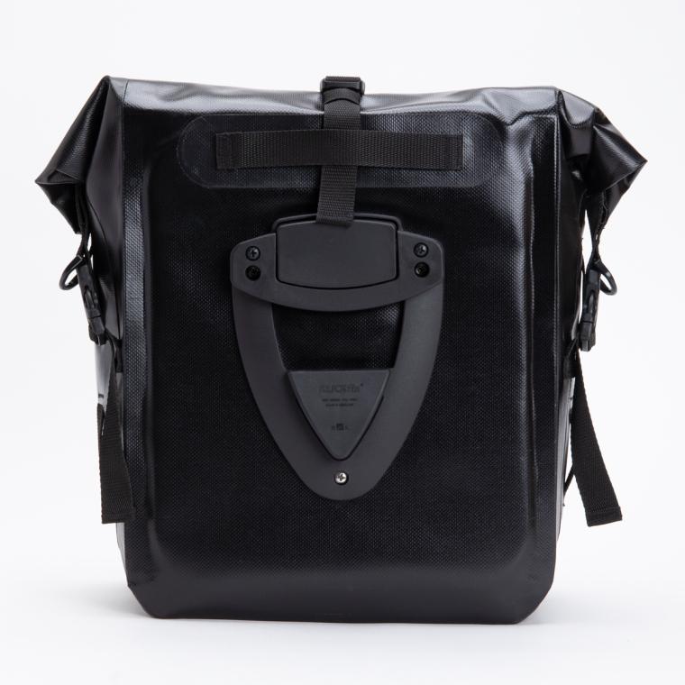 Lofoten 22L 防水サドルバッグ サイドバッグ 黒 LaPoderosaGoods 国内在庫あり 即納 トライアンフ BMW インディアン ロイヤルエンフィールド モトグッツィ |  | 05