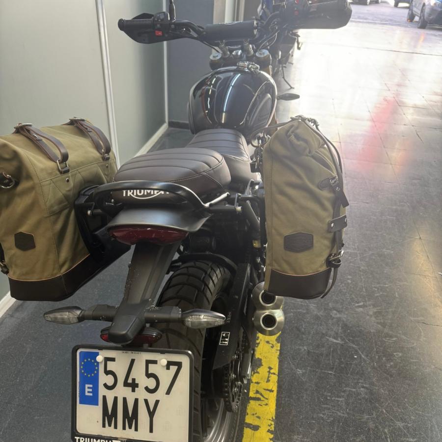 Triumph SPEED400 / SCRAMBLER400X用ブラケット トライアンフ スピード400 スクランブラー400X La Poderosa Goods クリックフィックス 国内在庫あり 即納 |  | 03