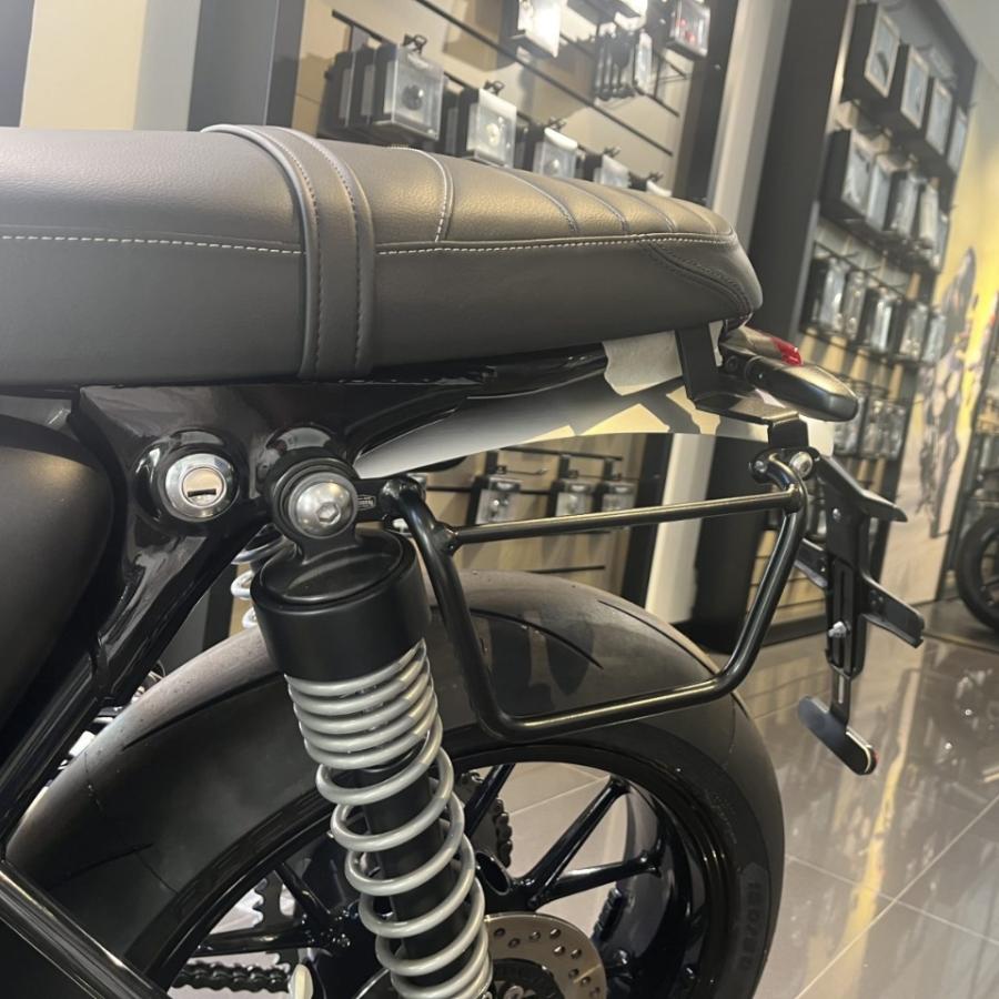 Triumph Thruxton Speedtwin1200用ブラケット La Poderosa Goods トライアンフ スラクストン スピードツイン クリックフィックス 国内在庫あり 即納 |  | 04