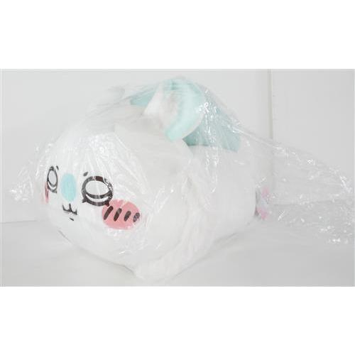 ちいかわ 褒めろッ モモンガだらけくじ　A賞 超BIG寄り添いぬいぐるみ ちいかわ」“み～て～” モモンガしか当たらない!? 「褒めろッ モモンガ