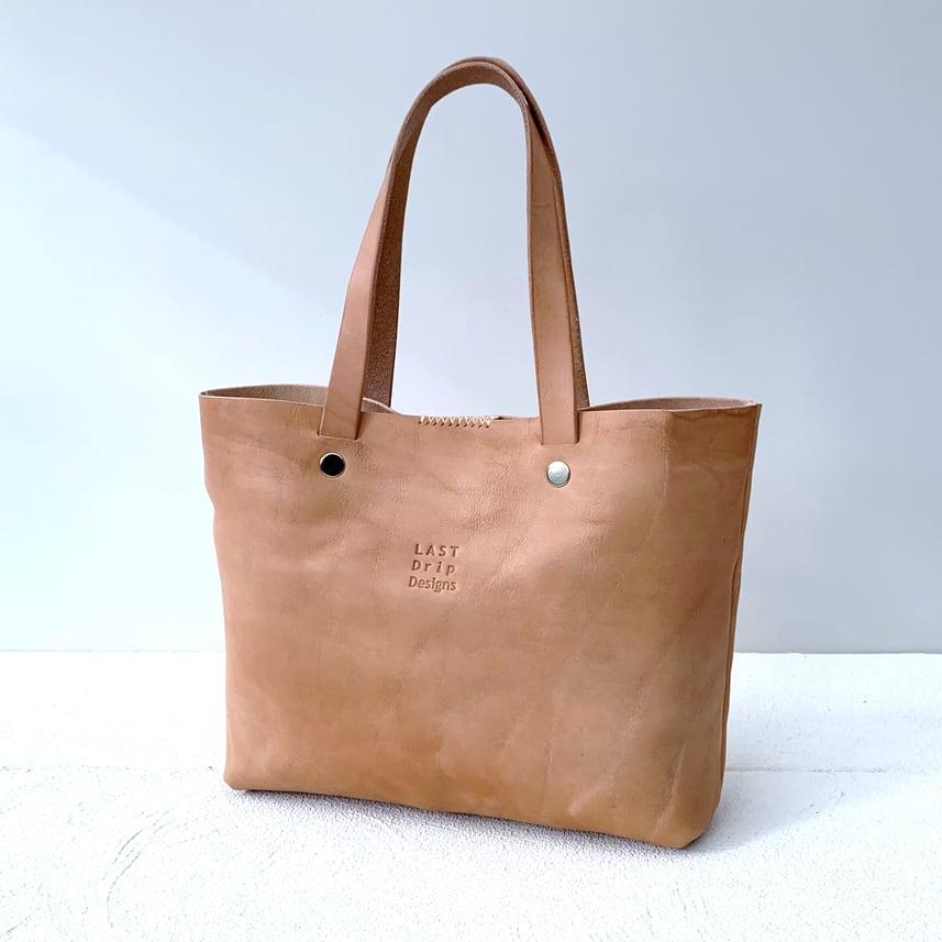 LAST Drip Designs 本革 シンプルトートバッグ ボックス 1枚革 LAST Drip Designs 本革 シンプルトートバッグ ボックス 1枚革