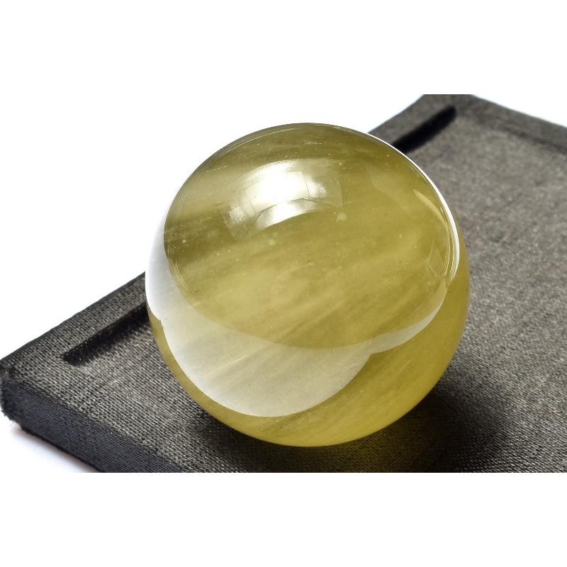 1点物】希少◇宇宙からの贈り物 リビアングラス 35mm 丸玉(台座付き