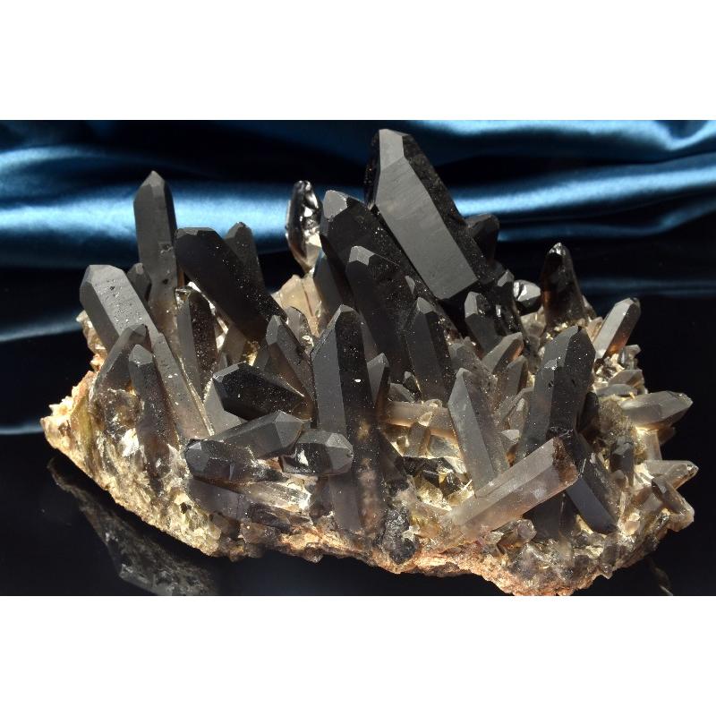 1点物】浄化や魔除けに 黒水晶モリオン 136x106x57mm クラスター 原石