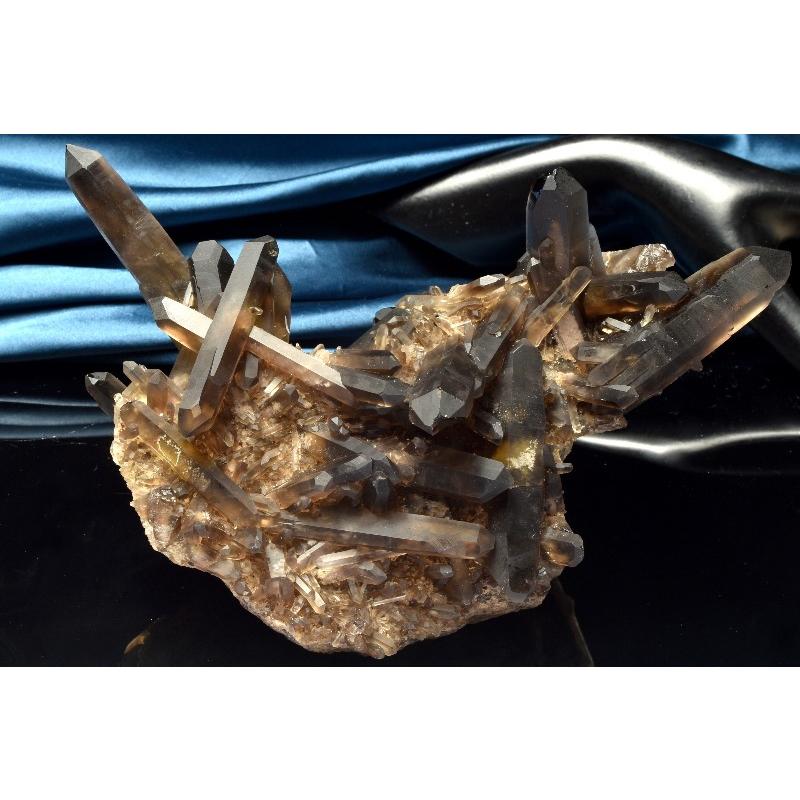 1点物】浄化や魔除けに 黒水晶モリオン 154x104x120mm クラスター