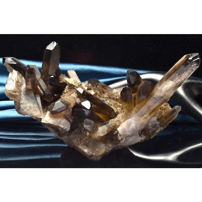 1点物】浄化や魔除けに 黒水晶モリオン 154x104x120mm クラスター