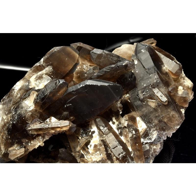 1点物】浄化や魔除けに モリオン黒水晶 81x80x60mm クラスター