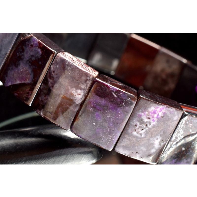 1点物】三大ヒーリングストーン スギライト(杉石) 9.5-11.5x14mm