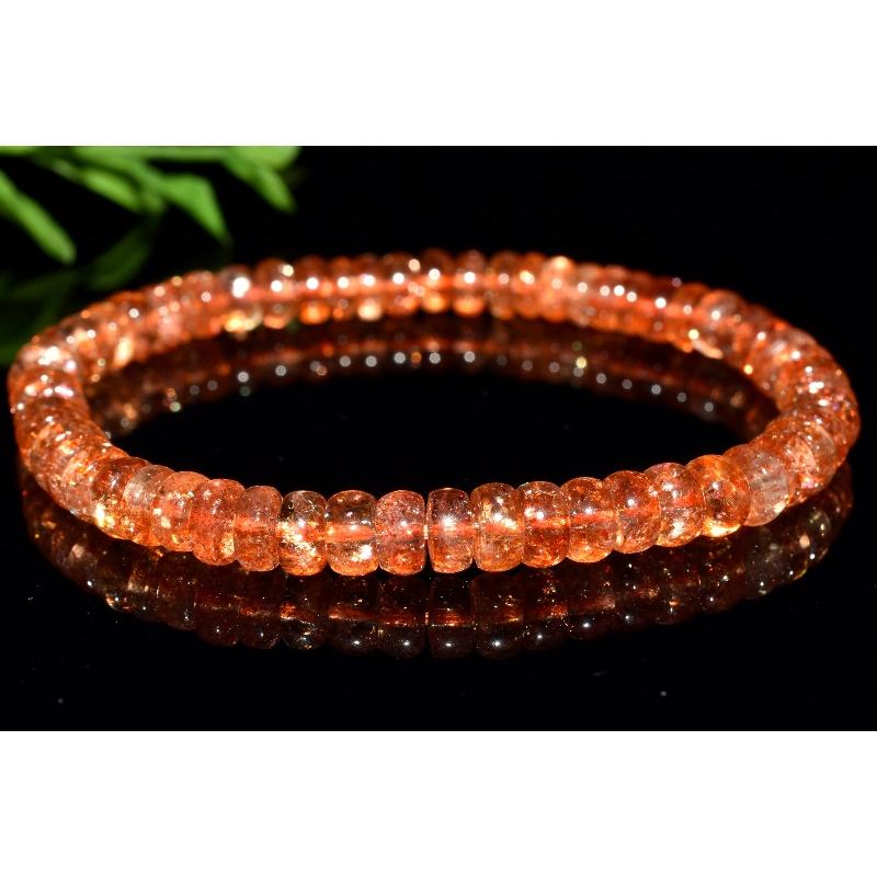 1点物】AAA☆煌きたっぷり マイカサンストーン 2-4x5.5mm ボタン