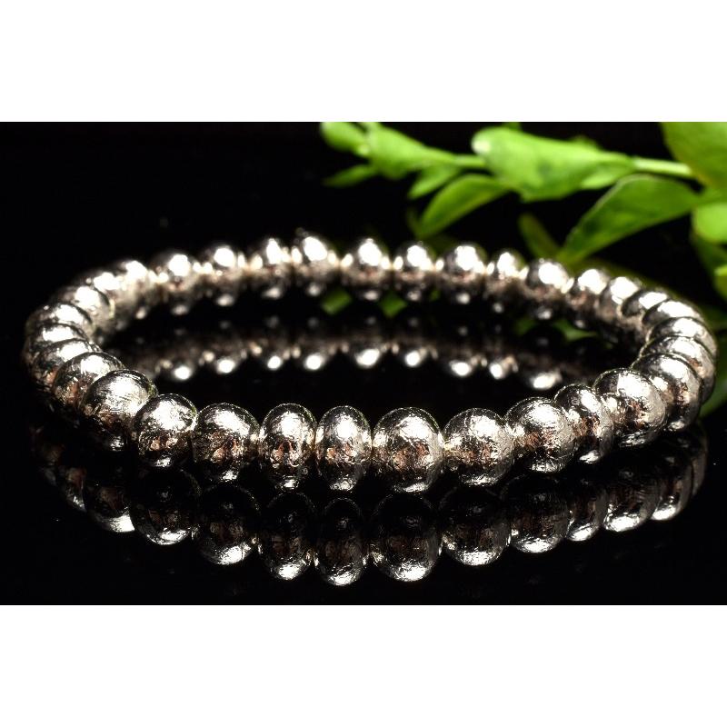 1点物】宇宙からの贈り物 メテオライト(アルタイ隕石) 4.5-6.5x7.5mm