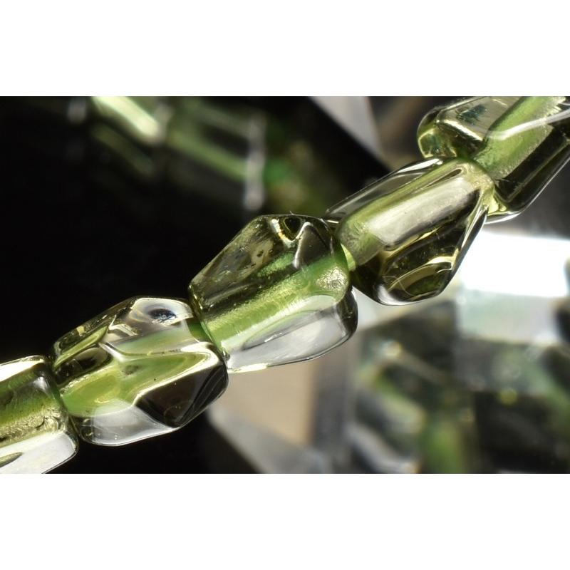 【１点物】極上SA級☆入手困難 モルダバイト　5-6.5x4-4.5mm　原石ラフカット ブレスレット _MD374の画像