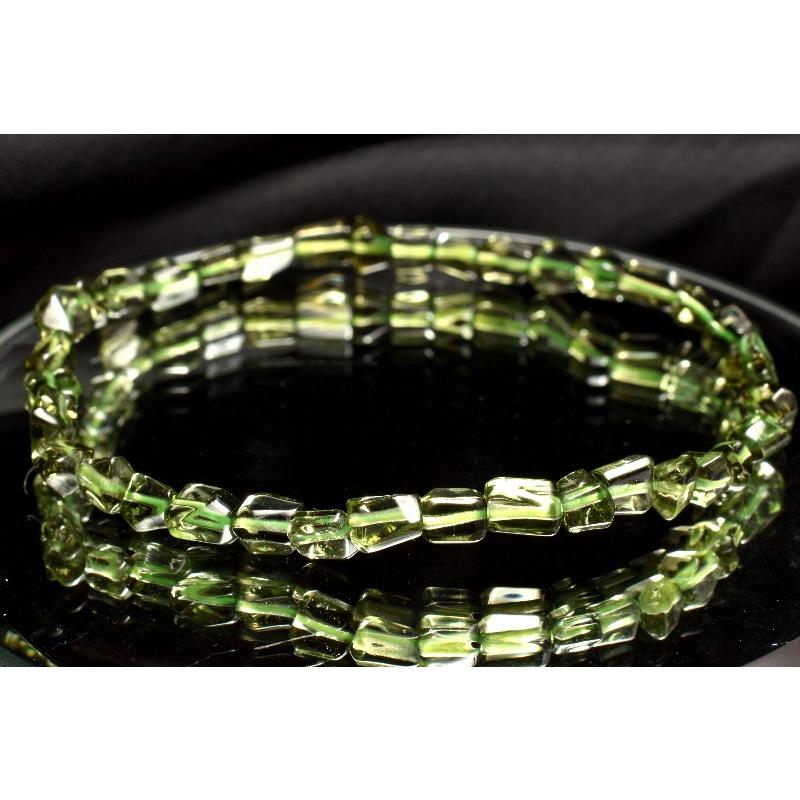 【１点物】極上SA級☆入手困難 モルダバイト　5-6.5x4-4.5mm　原石ラフカット ブレスレット _MD374の画像