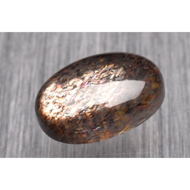 １点物 浮かび上がる輝き ブラックサンムーンストーン 17 5x12mm オーバル ルース P7071 P7071 ラトリエ 通販 Yahoo ショッピング