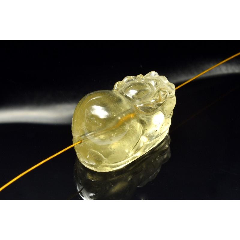 1点物】AAA激レア☆透明レモンカラー リビアングラス 24x14mm 貔貅