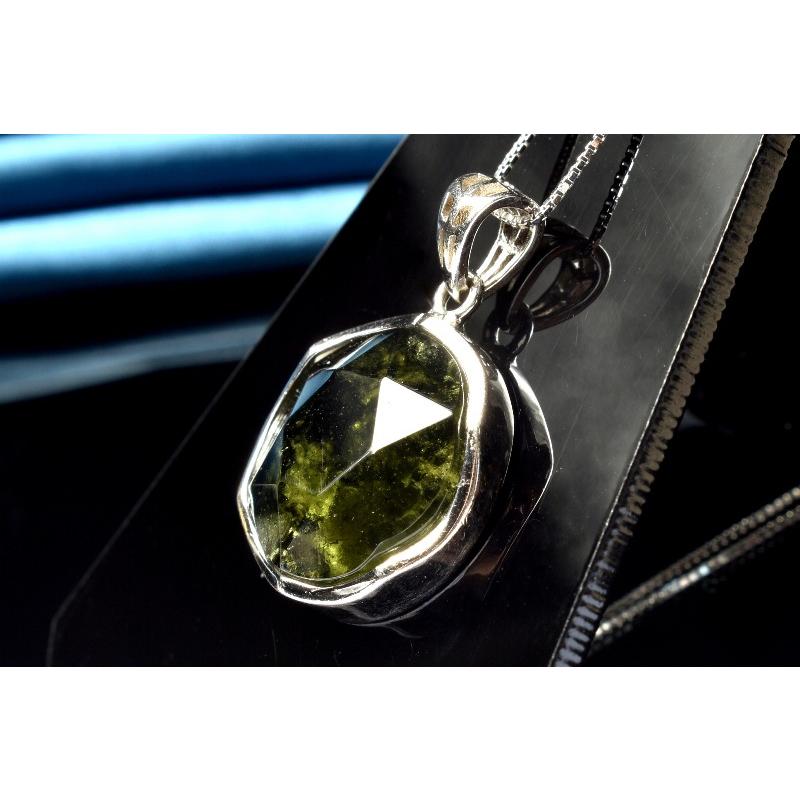 1点物】AAAA数量限定☆Silver925 モルダバイト 16mm 六芒星