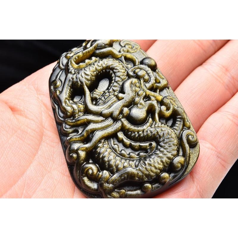 【高品質】ゴールドオブシディアン 龍神彫刻 黄金シラー 天然石 ゴールデンオブシディアン 57x40mm 青龍 穴あき_PR2676 : ラトリエ