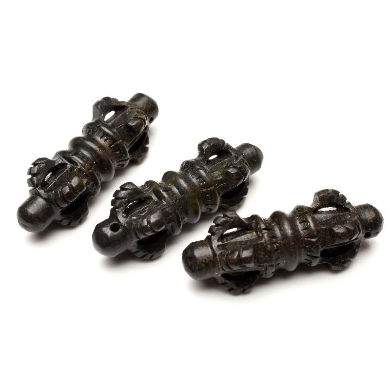 鉄隕石 36-39x14-16mm 法器 (穴あき)_PR3223 : ラトリエ - 通販