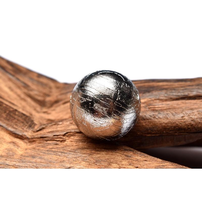 アルタイ隕石(メテオライト) 16mm 丸玉(貫通穴) シルバーコーティング