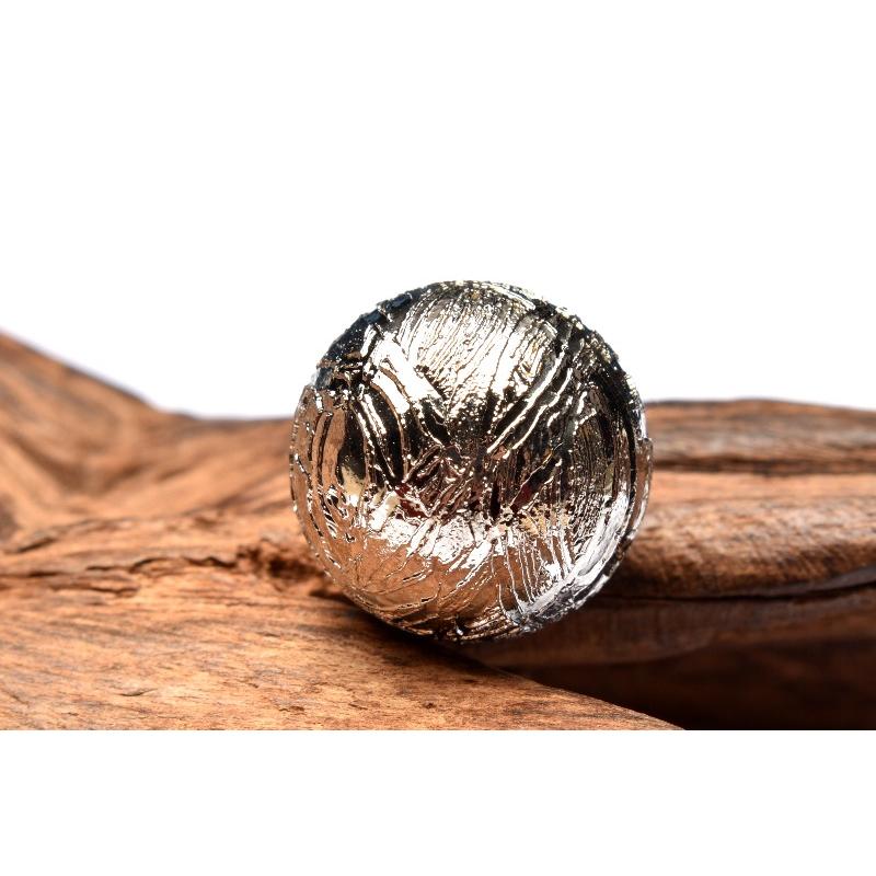 アルタイ隕石(メテオライト) 16mm 丸玉(貫通穴) シルバーコーティング