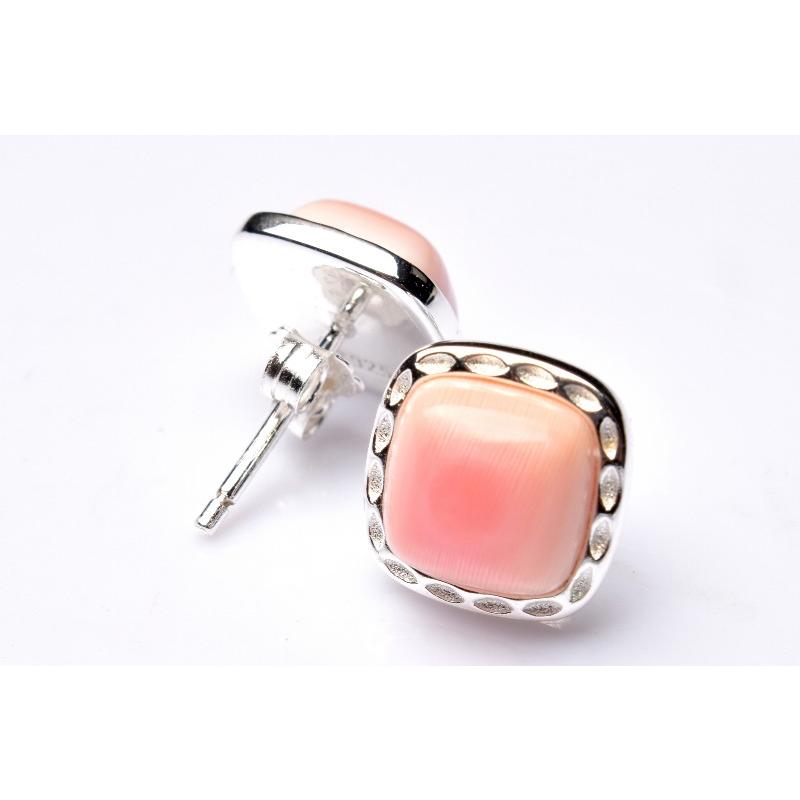 Silver925◇桜色 クイーンコンクシェル 8x8mm スクエア ピアス 