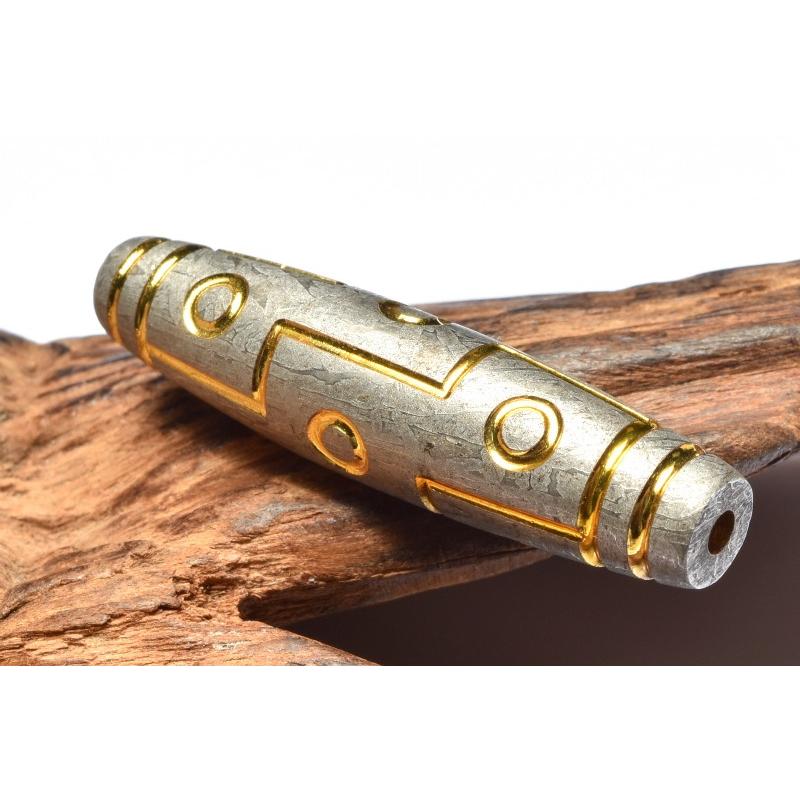 高品質◇粒売り アルタイ隕石(メテオライト) 45x11mm 九眼天珠 ビーズ