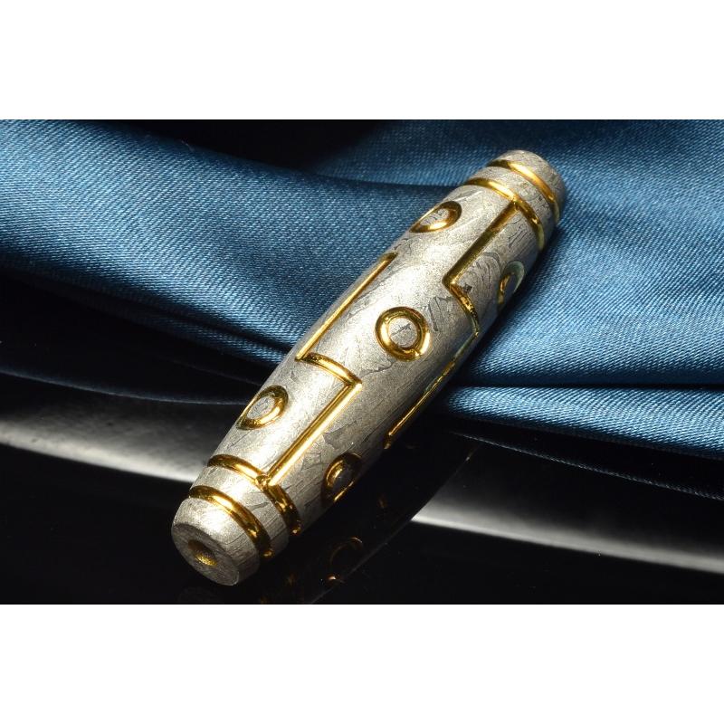 ノアエルアルタイ隕石 メテオライト 立方体 鉄隕石 美品 重さ342g