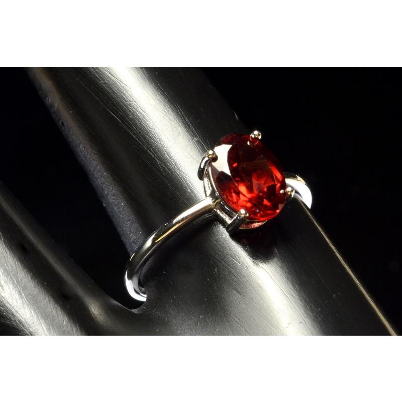 Silver925◇カットの煌めき ガーネット 8x6mm オーバル 指輪リング