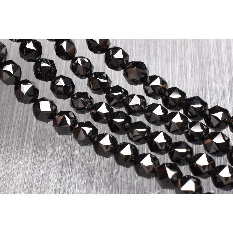 ブラックスピネル 6mm スターカット 1連（約38cm）_R5930-6