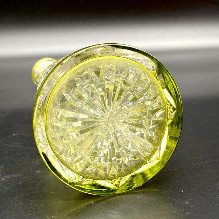 バカラ 博物館級 オールドバカラ ラグニー ライムグリーン BACCARAT 