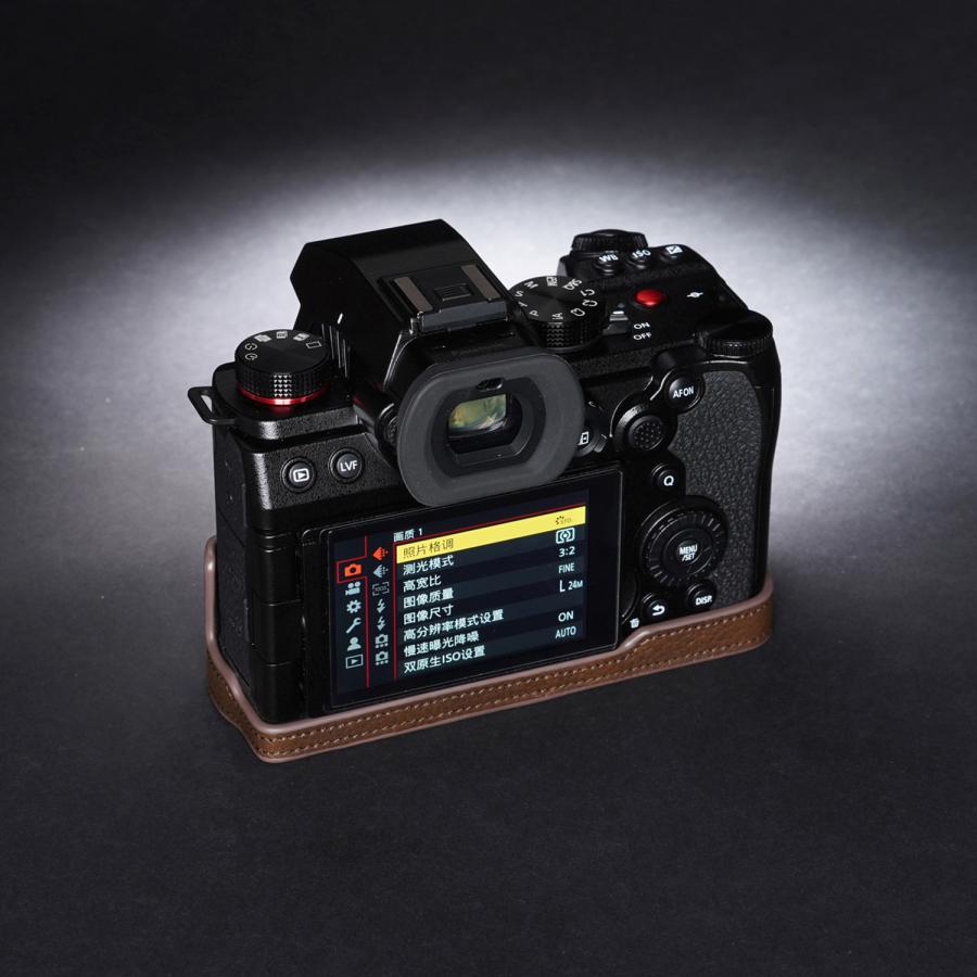 TP Original Panasonic LUMIX S5II 用 ボディーハーフケース ダーク