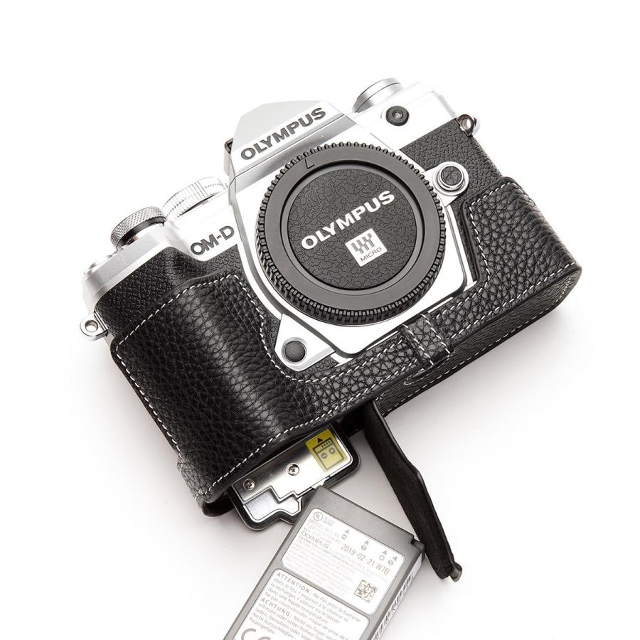 TP Original OLYMPUS E-M5 Mark III 用 ボディーハーフケース ブラック