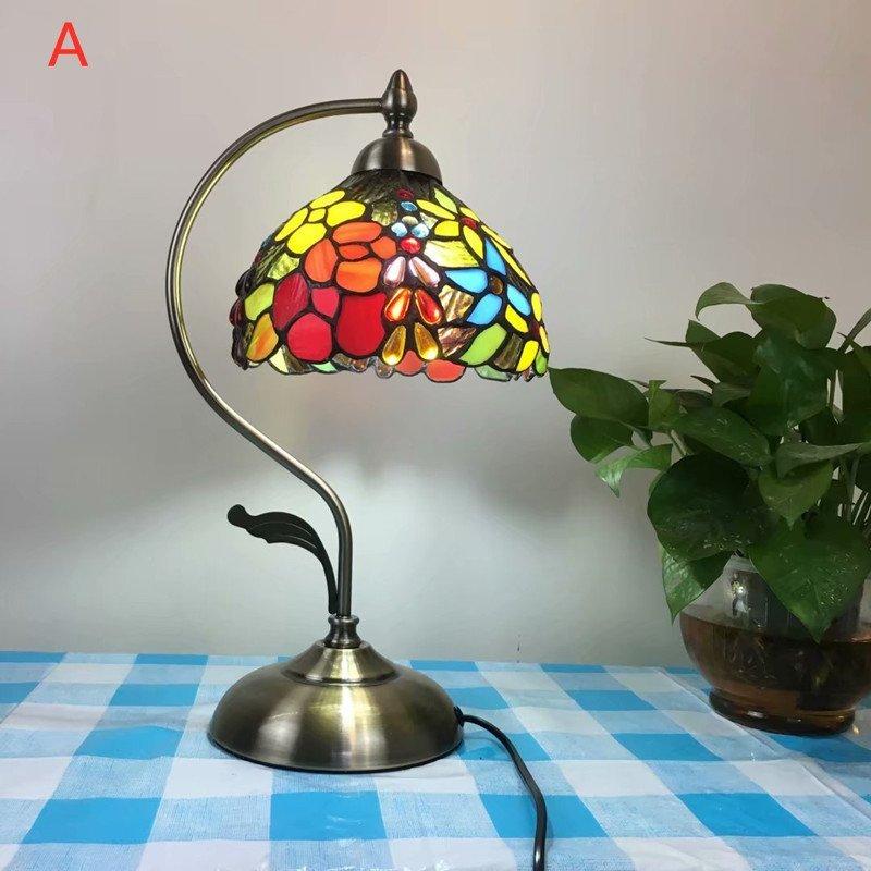読書灯 飾り 卓上照明 テーブルランプ 北欧 卓上ランプ 飾り デスクライト レトロ ベッドサイド ガラス工芸 北欧 ステンドグラス アンティーク レトロ 綺麗 おしゃれ 豪華 子供 Djbe7c ラウルスショップ