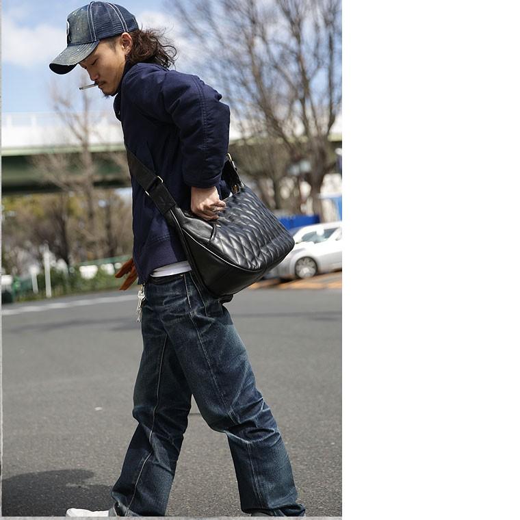 Schott スコット/レザー/パデッドバナナバッグ/ライダース/キルティング 楽天市場】schott ショット 3109022 782-5976009 PADDED BANANA BAG パ