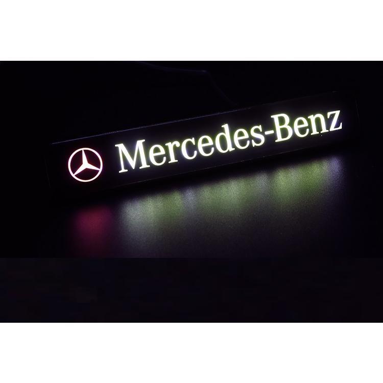 メルセデスベンツ グリルバッジ 車フロントグリル LEDライト 1個
