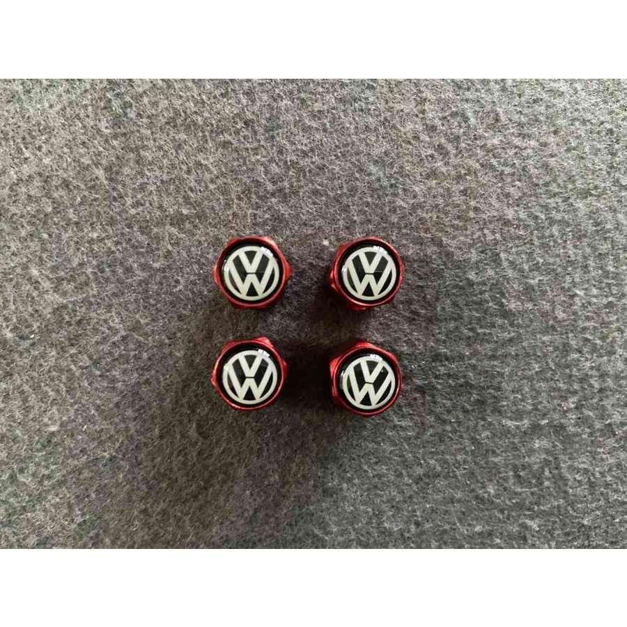 送料無料 444☆VOLKSWAGEN フォルクスワーゲン用☆4個セット 車の