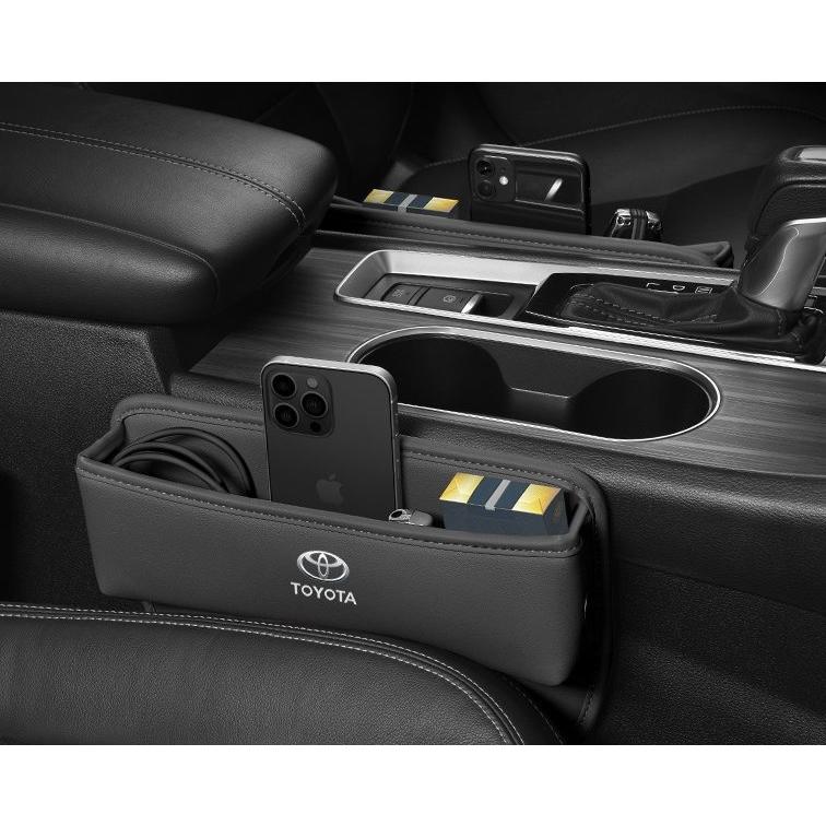 トヨタ（TOYOTA） ◇トヨタ TOYOTA◇ブラック◇車用 隙間収納ボックス