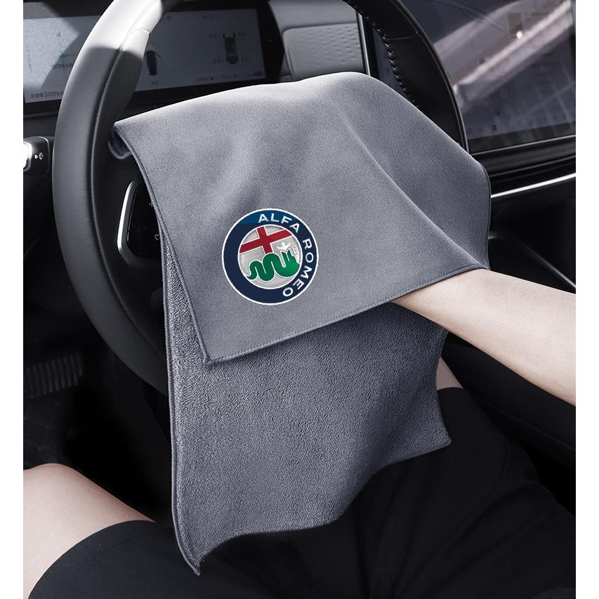 アルファロメオ Alfa Romeo クッション グレー バックル付き アルファロメオ（ALFA ROMEO） ☆アルファロメオ ALFA ROMEO☆グレー