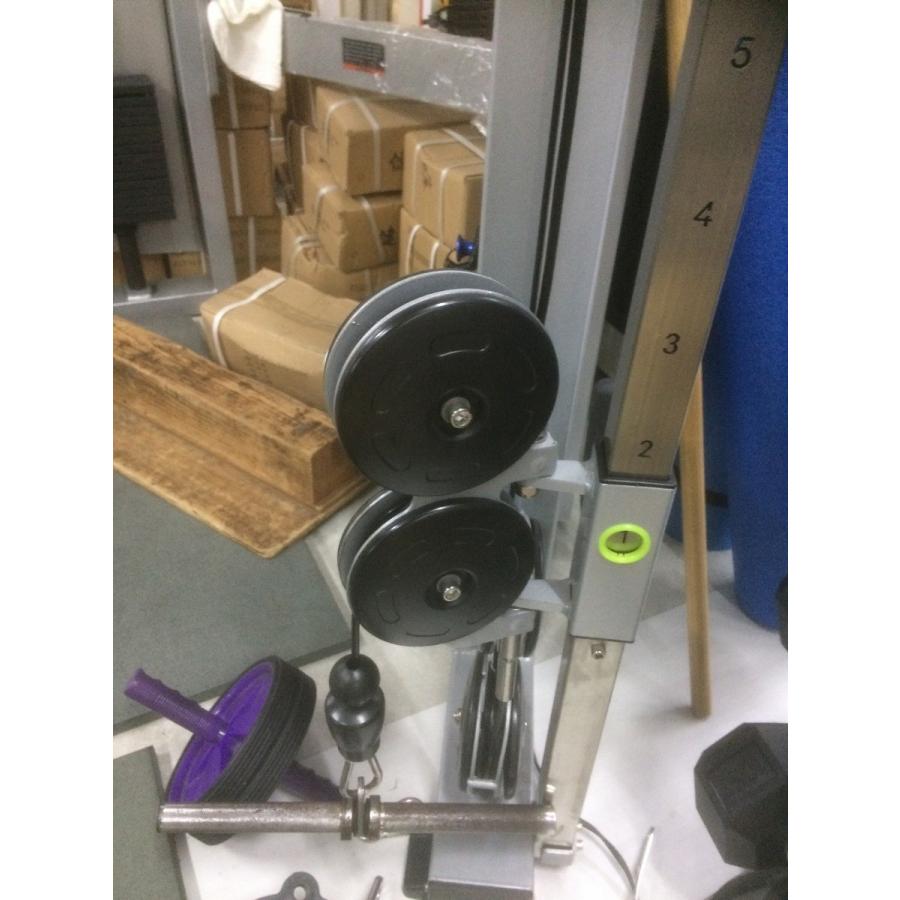 マルチファンクショナルトレーナー |  | 02